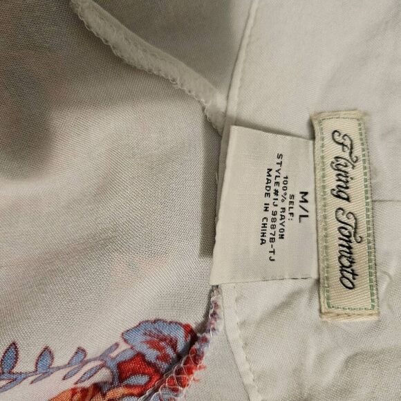 Flying Tomato kimono top. White & red floral. M/L. #836 - Picture 3 of 4